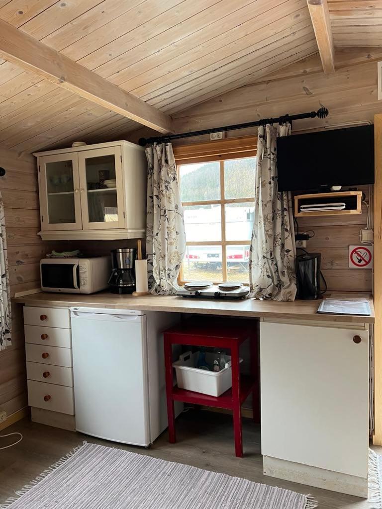 Nordnes Kro og Camping Rokland Zimmer foto